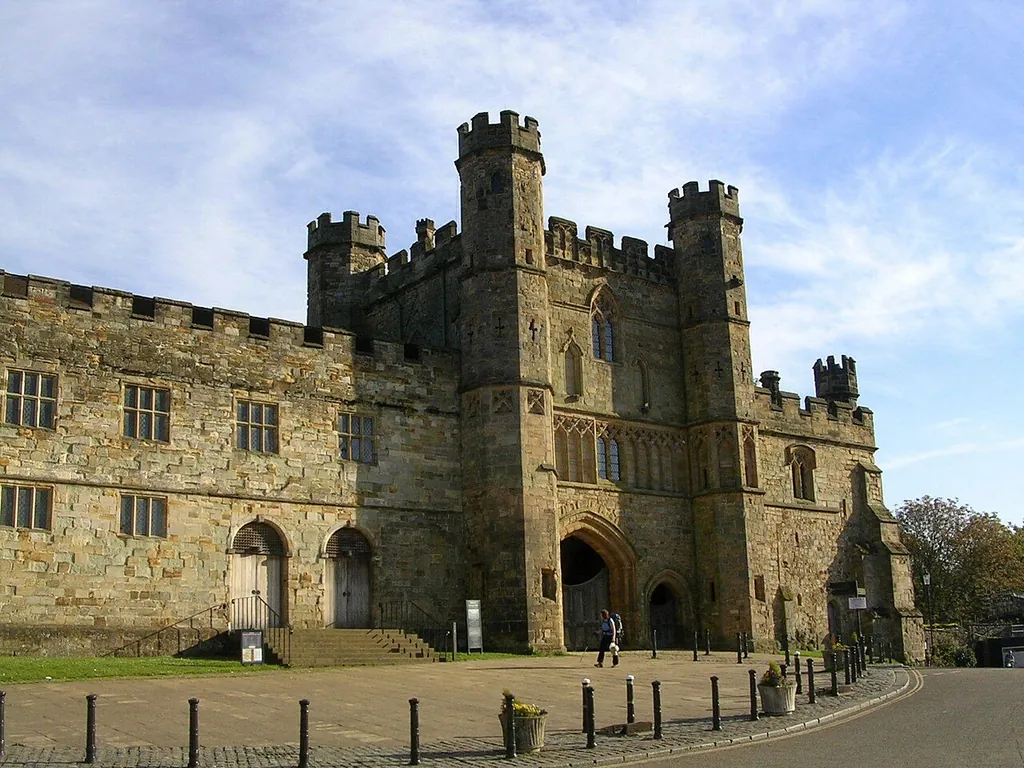 1066 Battle of Hastings, Abbey and Battlefield