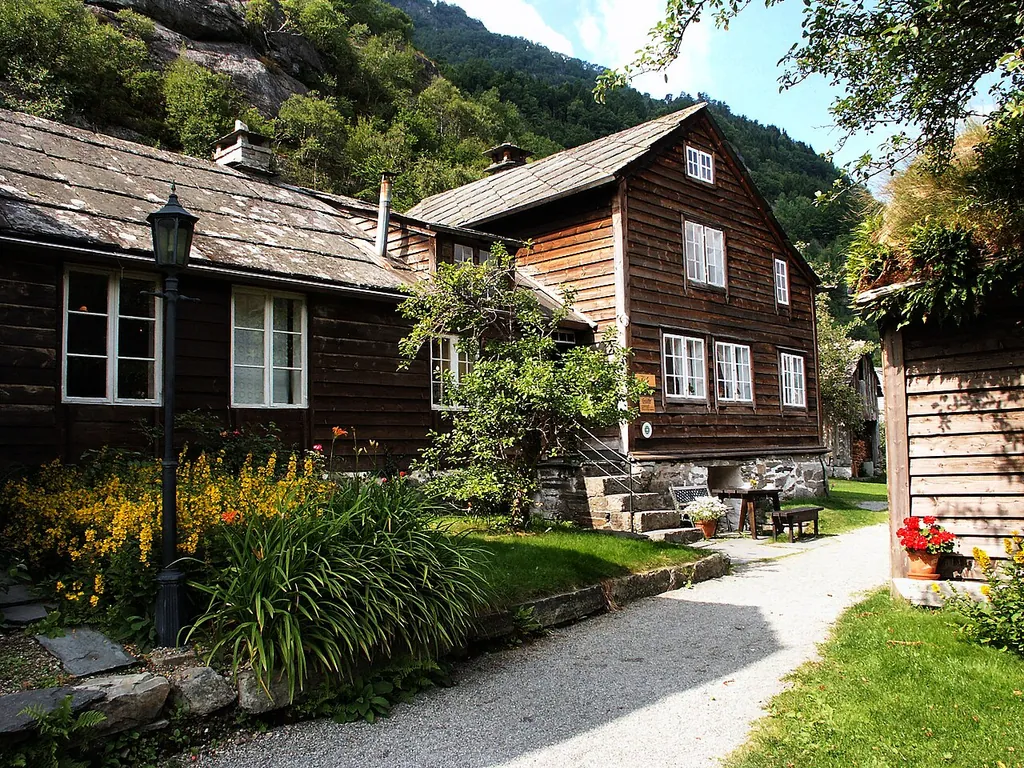 Agatunet in Nå