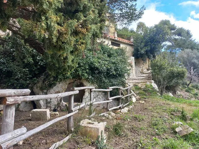 Area archeologica di Akrai in Palazzolo Acreide – Photo 2 of 2