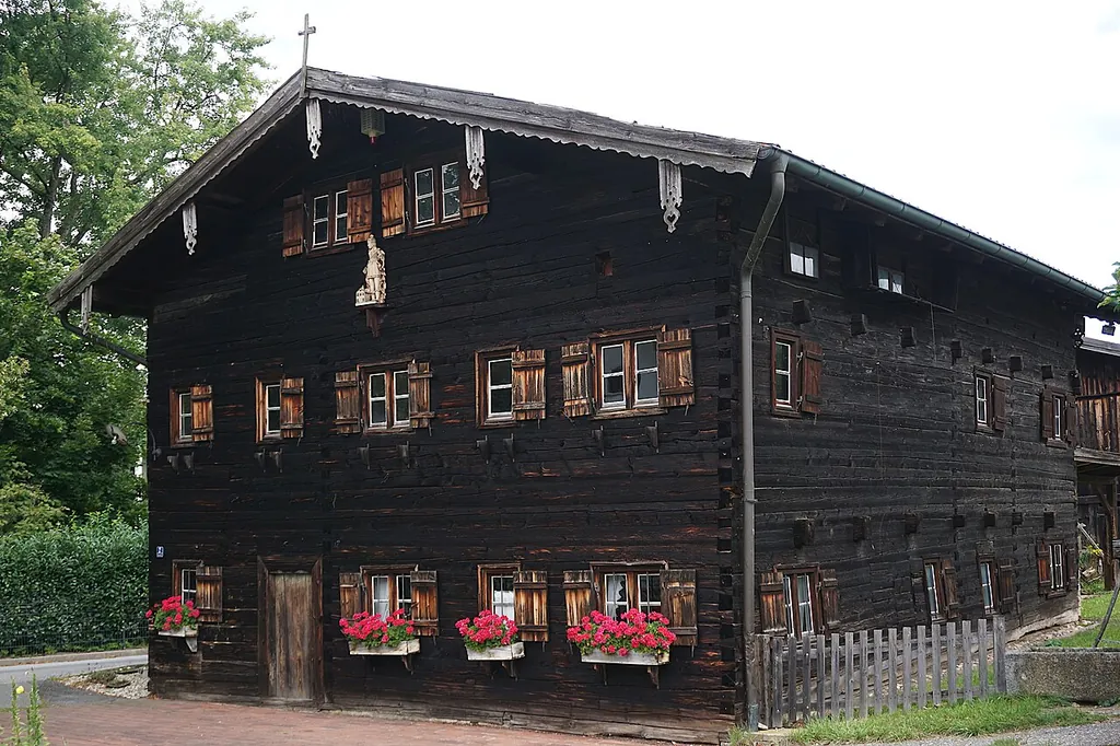 Alt-Arnstorf-Haus