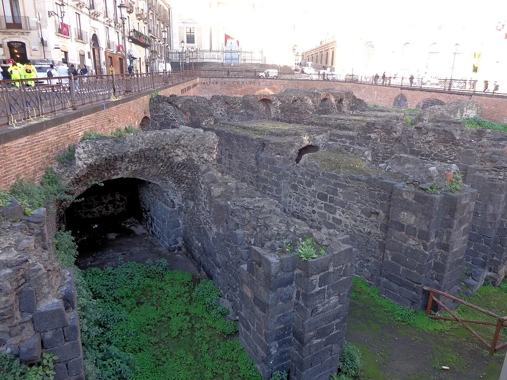 Anfiteatro romano di Catania – Bild 5 von 6