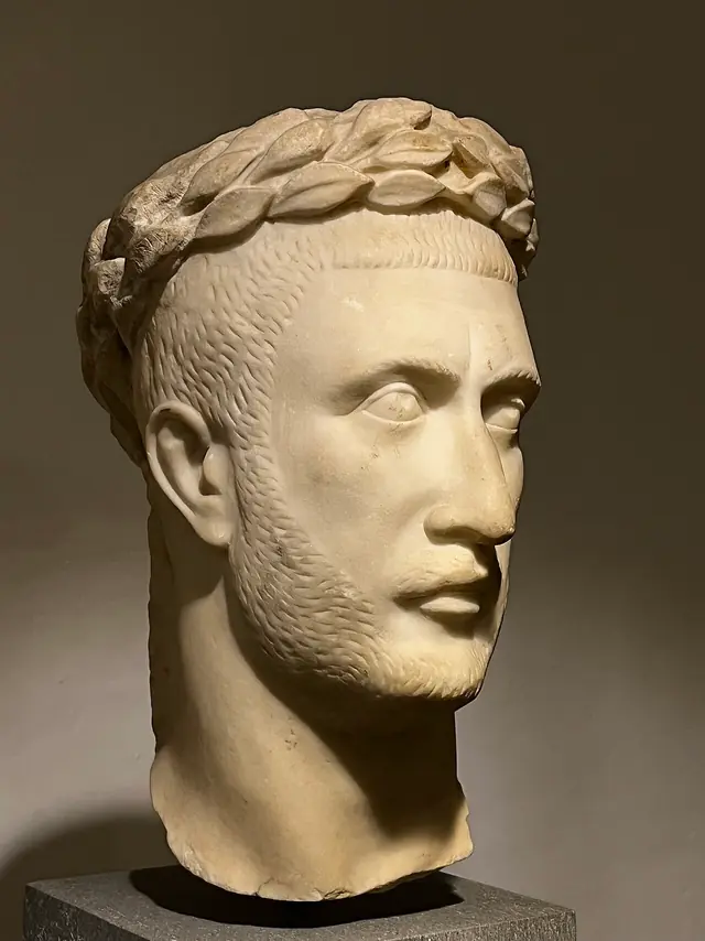 Antikenmuseum Basel und Sammlung Ludwig in Bâle – Photo 2 sur 3