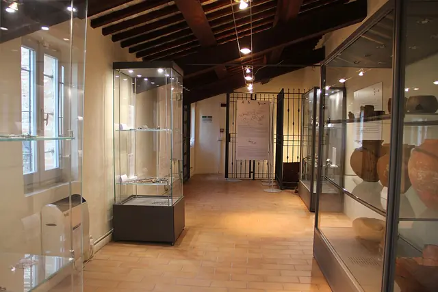 Antiquarium comunale Niccola Pansoni in Cossignano