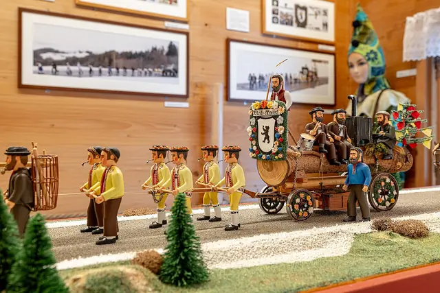 Appenzeller Brauchtumsmuseum in Urnäsch – Photo 4 sur 5