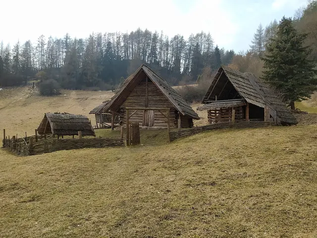 Archeoskanzen Liptovská Mara – Havránok in Liptovská Sielnica