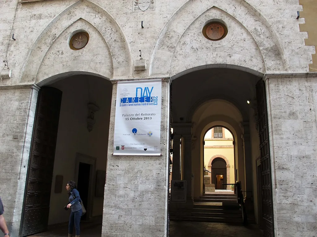 Archivio e Percorso storico di Ateneo in Siena