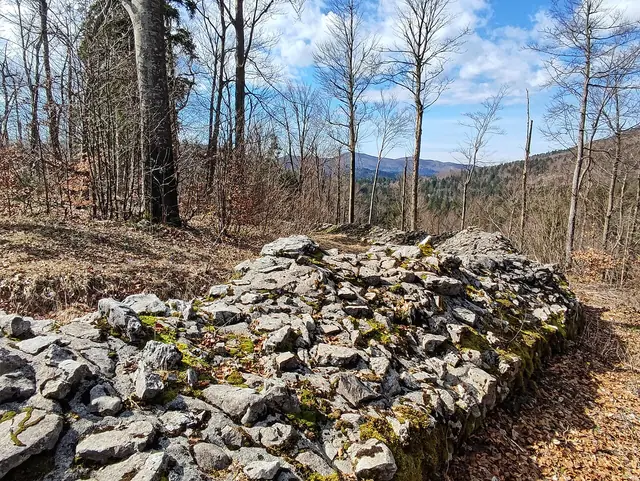 Arheološki park Ad Pirum in Hrušica – Photo 3 of 7