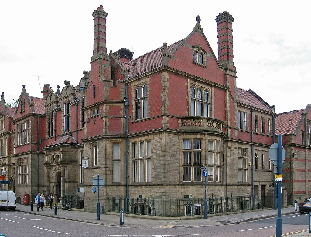 Astley Cheetham Art Gallery in Stalybridge