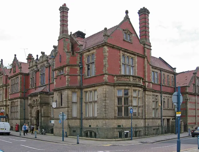 Astley Cheetham Art Gallery in Stalybridge
