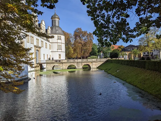 Residenzmuseum im Schloß Neuhaus in Paderborn – Photo 2 of 2
