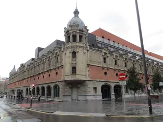 Azkuna Zentroa in Bilbao