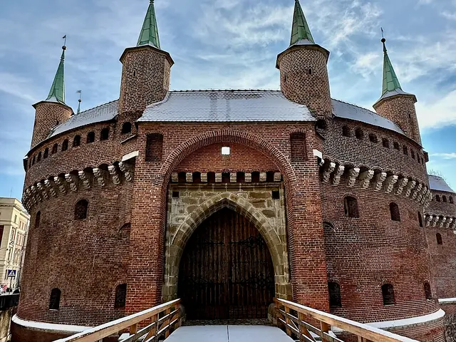 Barbakan in Kraków – Zdjęcie 3 z 10