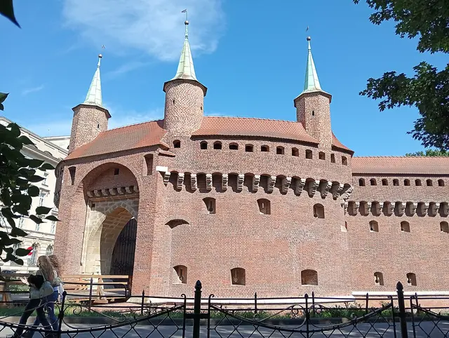 Barbakan in Kraków – Zdjęcie 4 z 10
