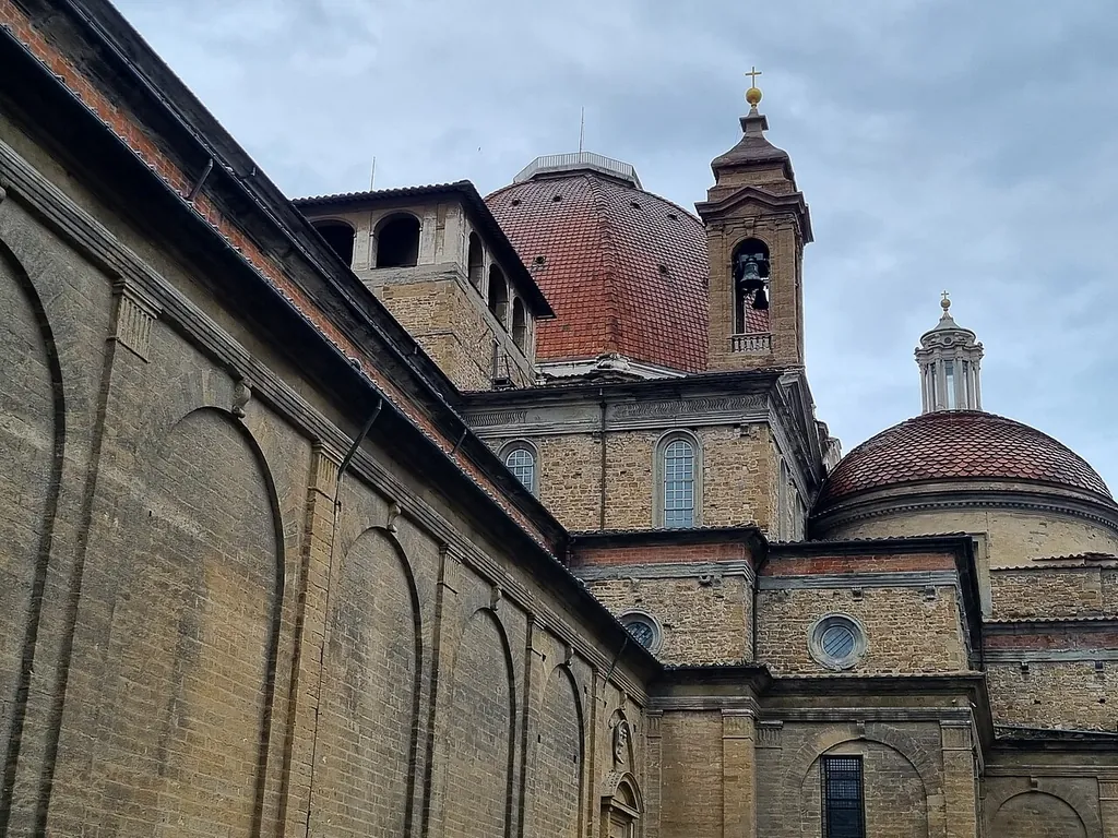 Basilica di San Lorenzo in Florenz – Bild 2 von 7