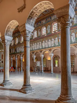 Basilica di Sant'Apollinare in Classe in Ravenna – Photo 2 of 7