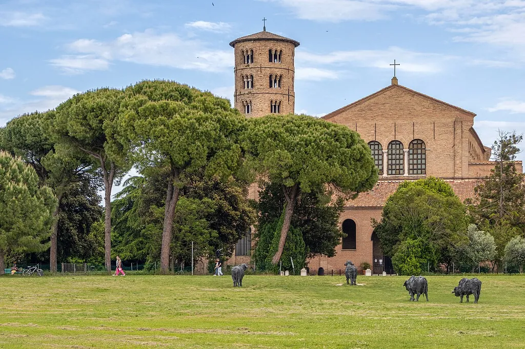 Basilica di Sant'Apollinare in Classe in Ravenna – Photo 6 of 7