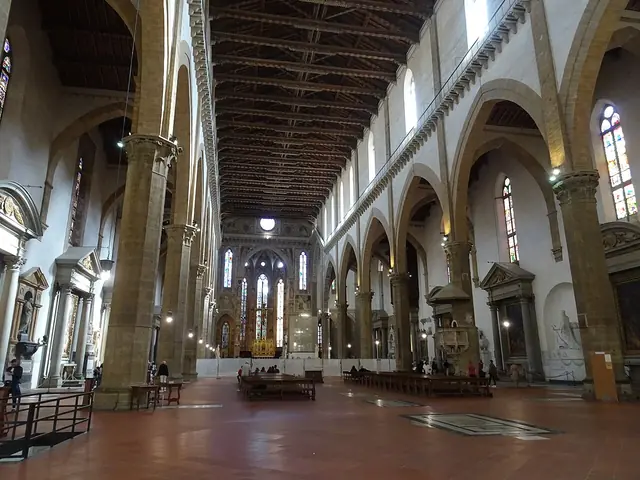 Basilica di Santa Croce in Florenz – Bild 2 von 8
