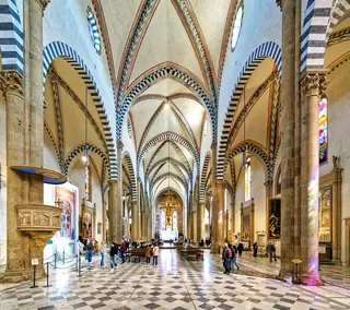 Basilica di Santa Maria Novella in Florenz – Bild 5 von 8