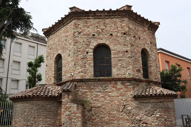 Battistero degli Ariani in Ravenna – Bild 4 von 5