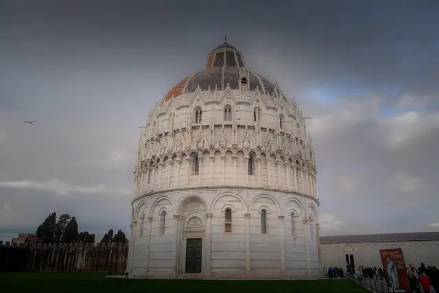Battistero di San Giovanni in Pisa – Bild 2 von 7