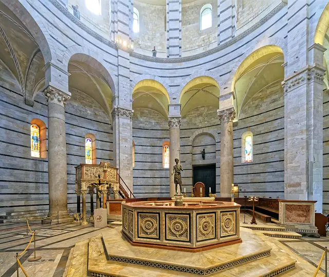 Battistero di San Giovanni in Pisa – Bild 4 von 7