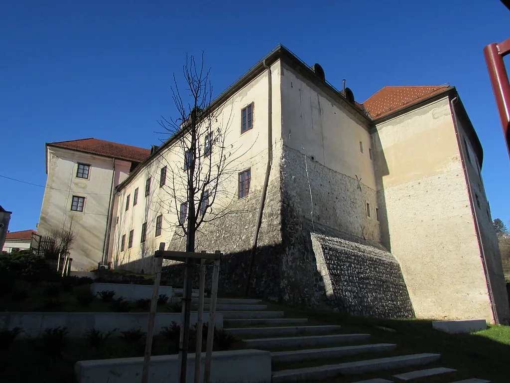 Belokranjski muzej Metlika – Photo 2 of 3