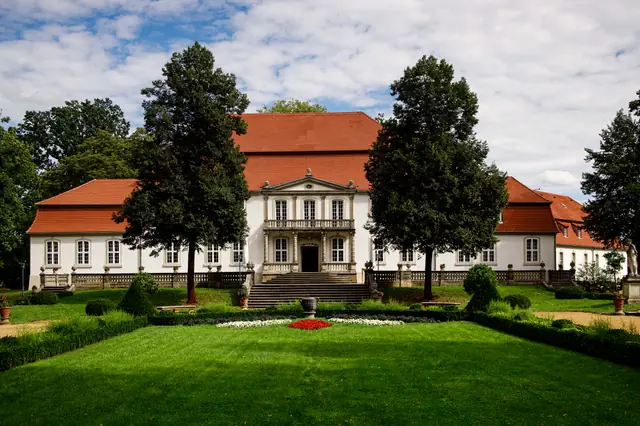 Museum Schloss Wiepersdorf in Niederer Fläming – Photo 2 of 6