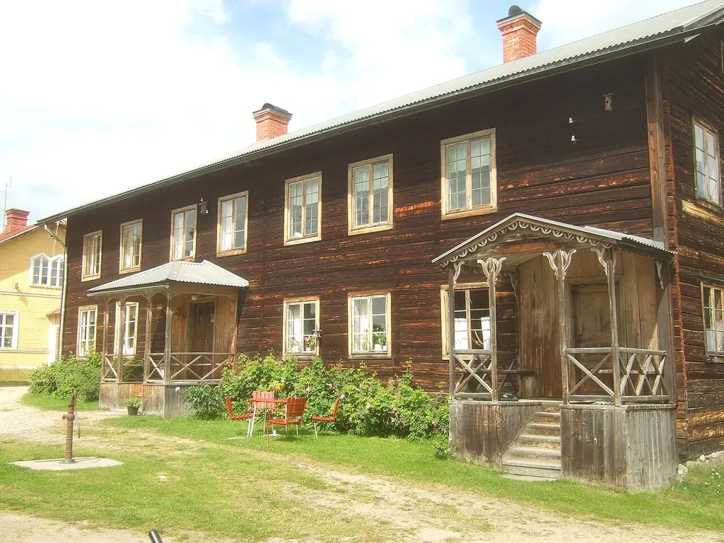Hälsingegården Bommars in Tallåsen