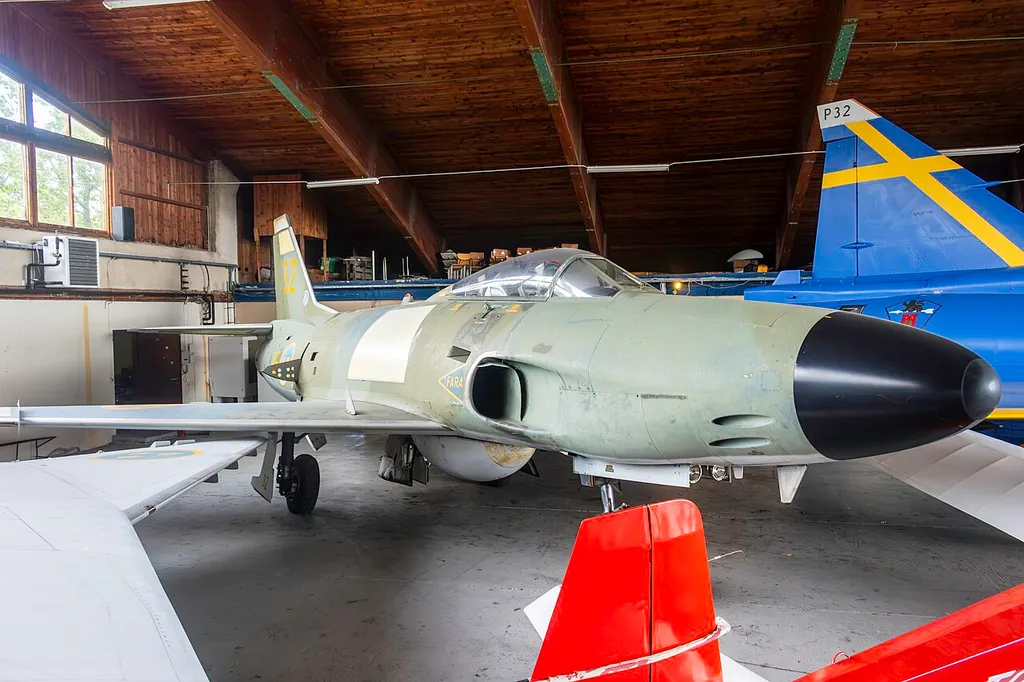 Bunge flygmuseum in Fårösund – Bild 4 von 5