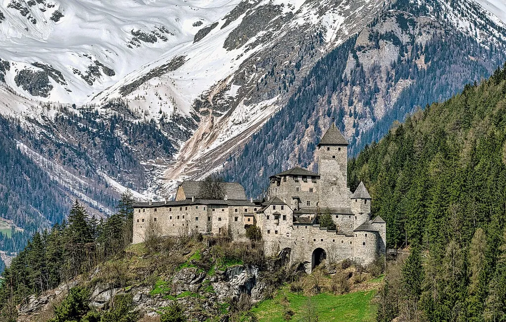 Burg Taufers in Campo Tures – Foto 2 di 5