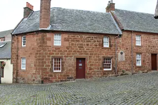 Burns House Museum in Mauchline – Bild 1 von 3