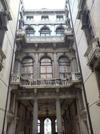 Ca' Rezzonico – Museo del Settecento Veneziano in Venedig – Bild 3 von 9
