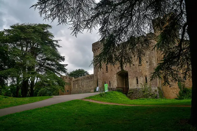 Caldicot Castle – Photo 2 of 4