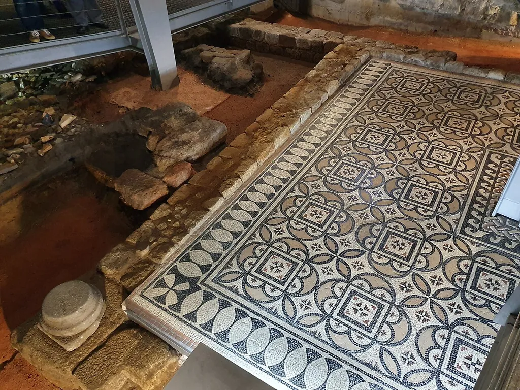 Casa do Infante in Porto – Foto 4 de 6