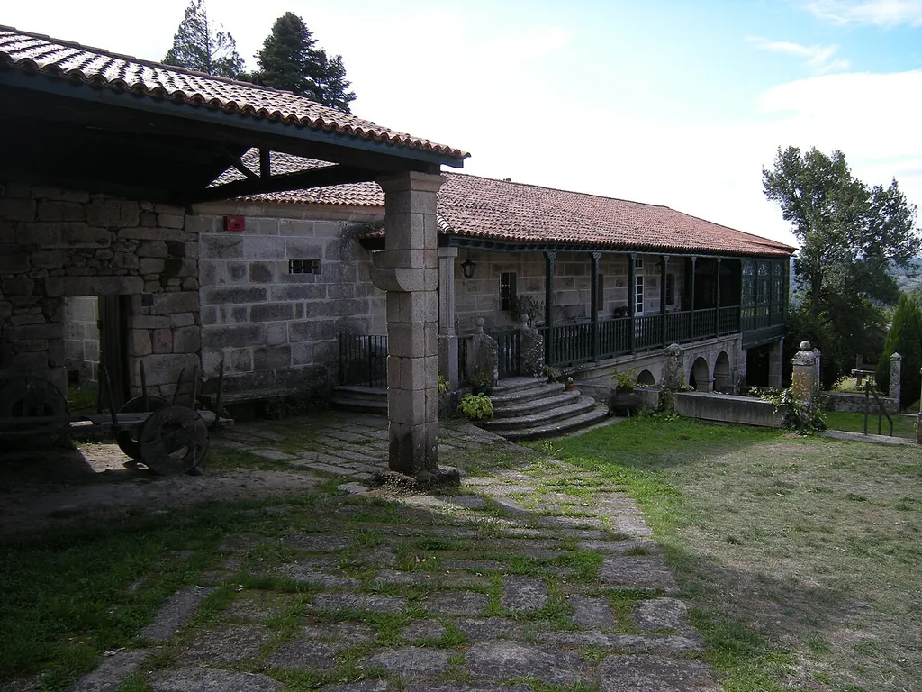 Casa Grande de Cimadevila in Amoeiro