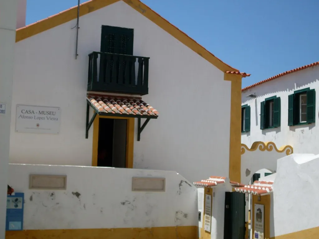 Casa Museu Afonso Lopes Vieira in Marinha Grande