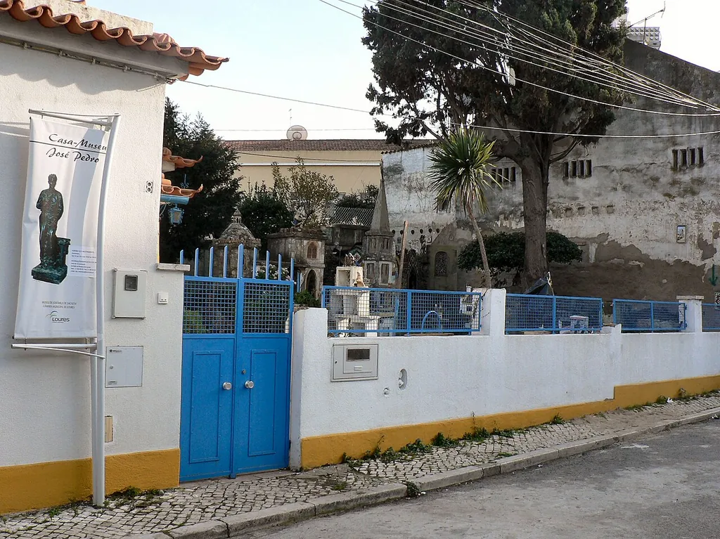 Casa-Museu José Pedro in Loures