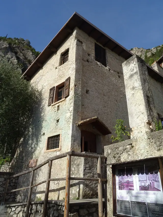 Casa natale di Daniele Comboni in Limone sul Garda