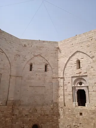 Castel del Monte in Andria – Photo 6 of 9