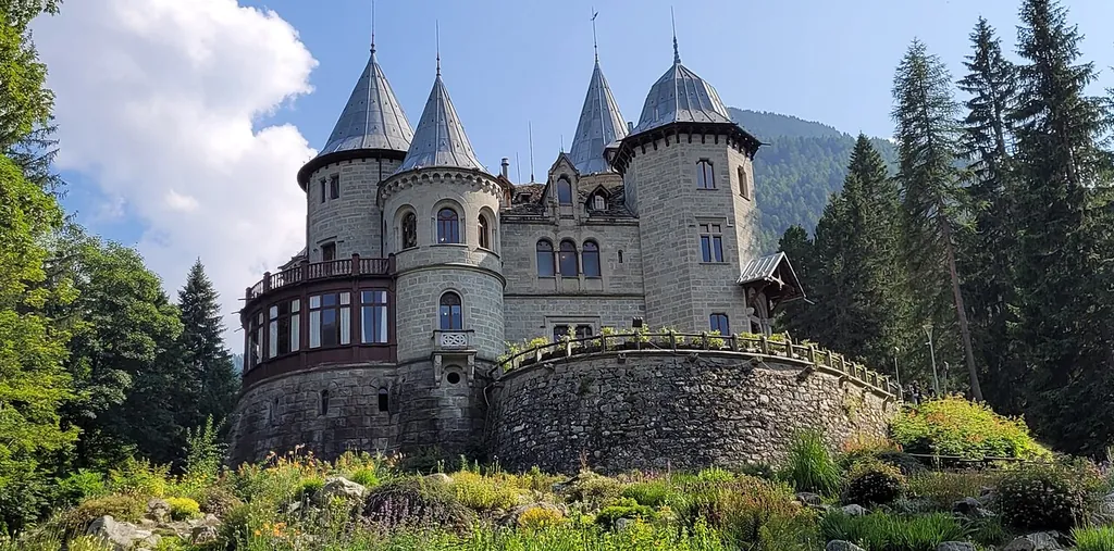 Castel Savoia in Gressoney-Saint-Jean – Photo 3 of 6