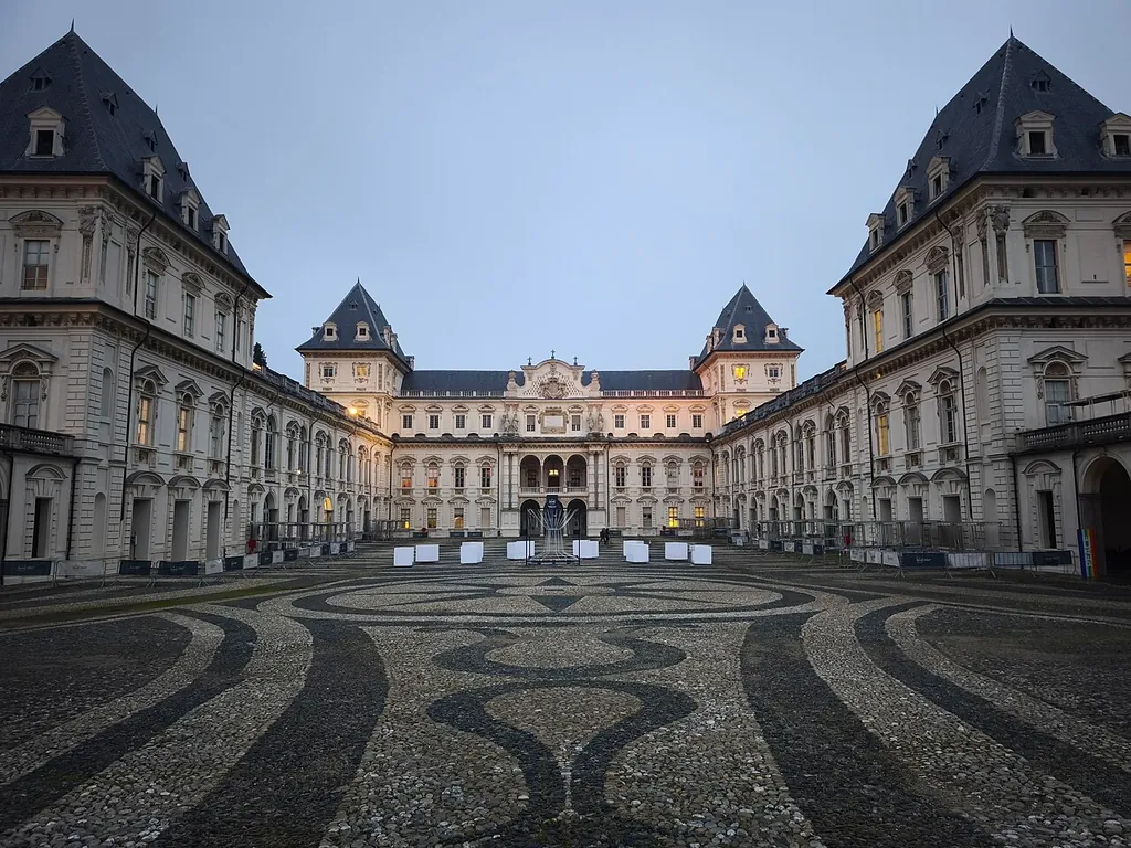 Castello del Valentino in Turin – Photo 2 of 8