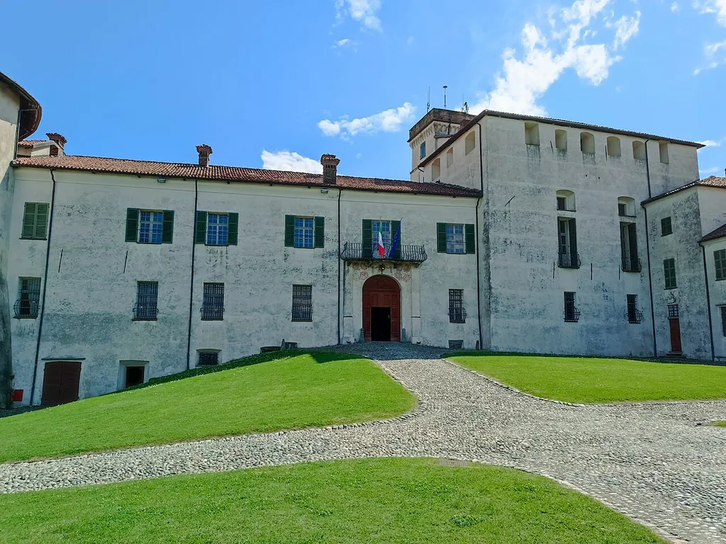 Castello e Parco di Masino in Caravino – Photo 2 of 8