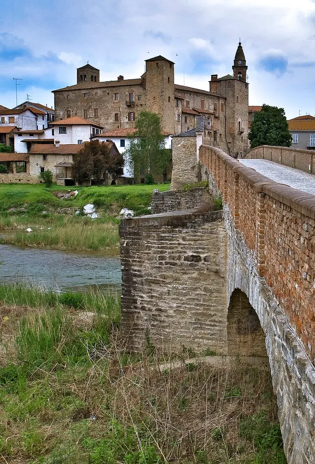 Castello di Monastero Bormida