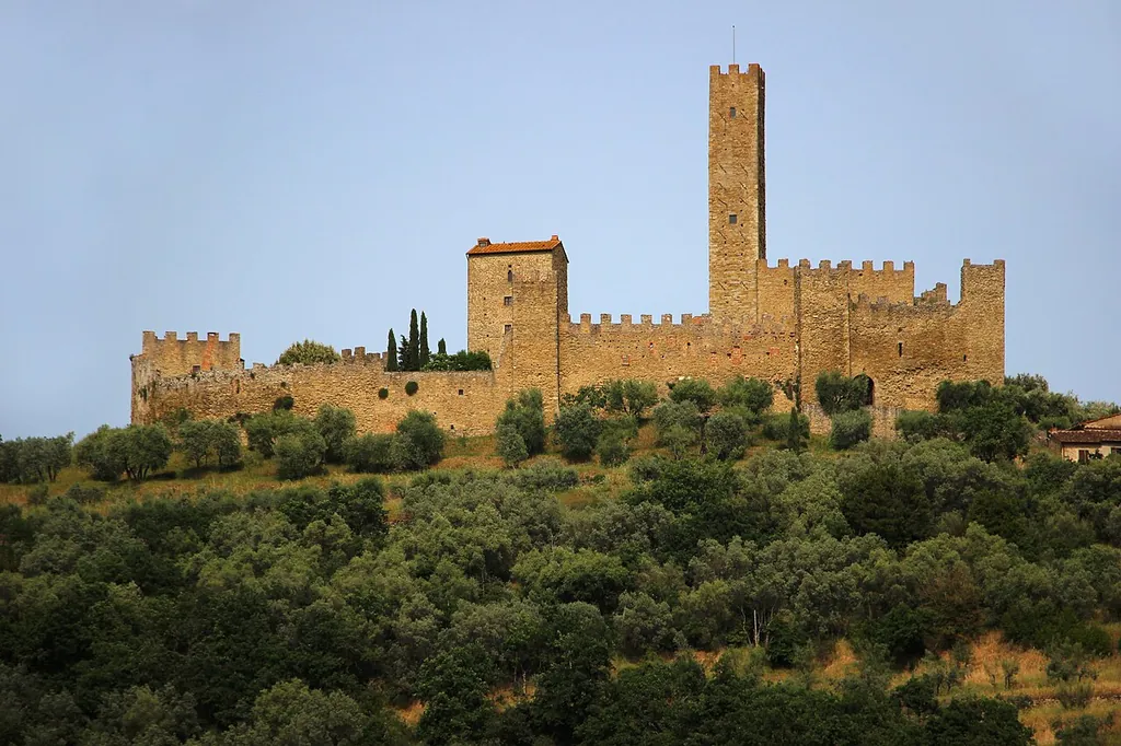 Castello di Montecchio Vesponi in Castiglion Fiorentino