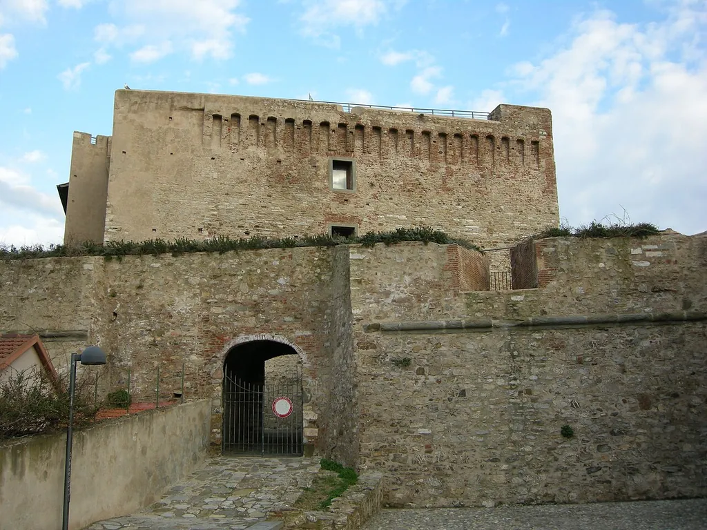 Museo del Castello e delle Ceramiche Medievali in Piombino