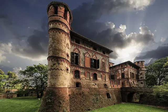 Castello di Piovera in Alluvioni Piovera
