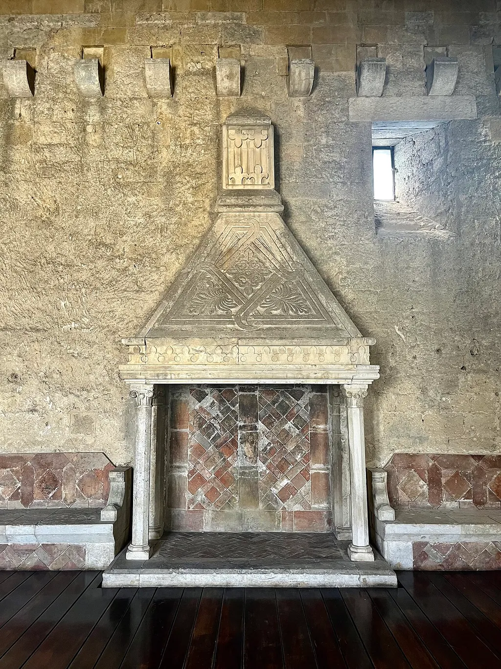 Museo Archeologico Nazionale e Castello di Gioia del Colle – Bild 4 von 6