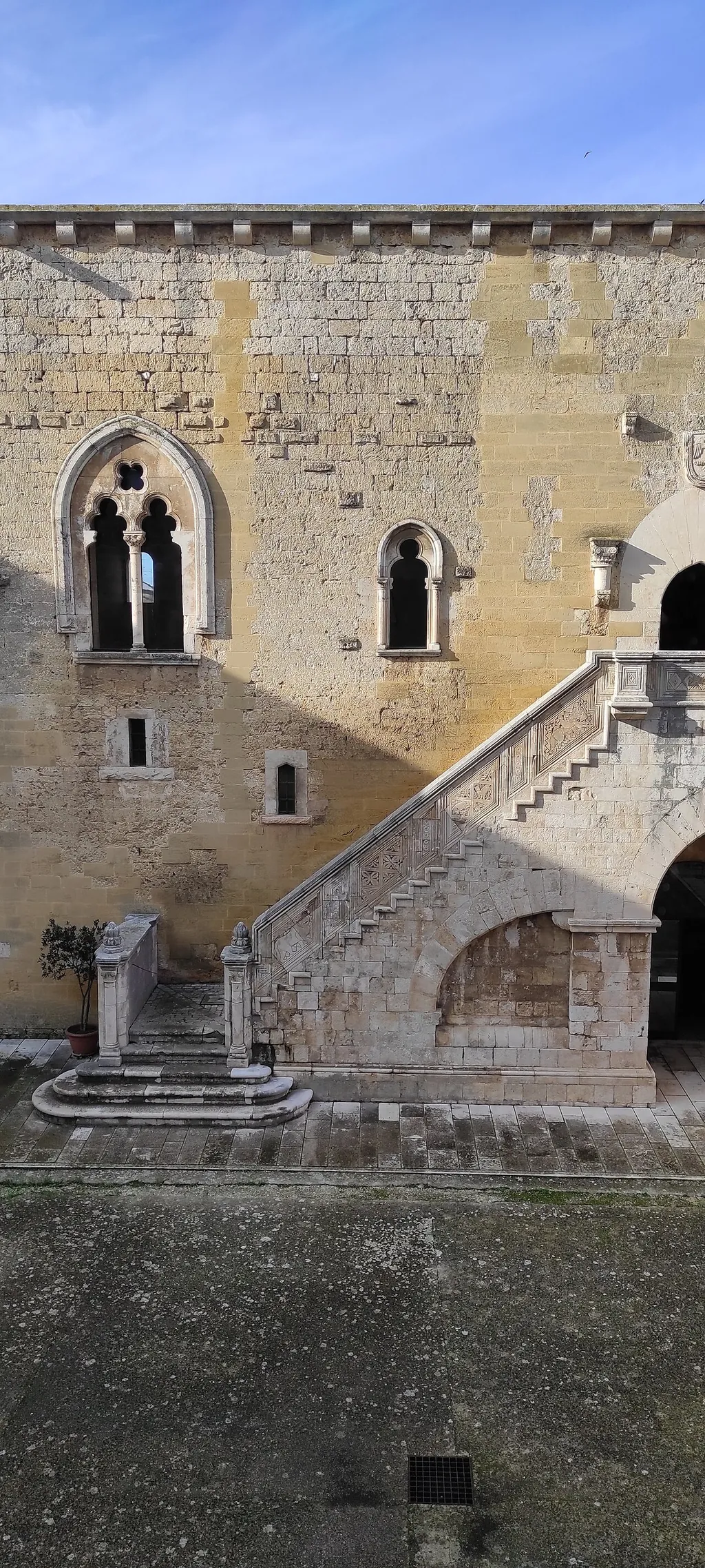Museo Archeologico Nazionale e Castello di Gioia del Colle – Bild 5 von 6