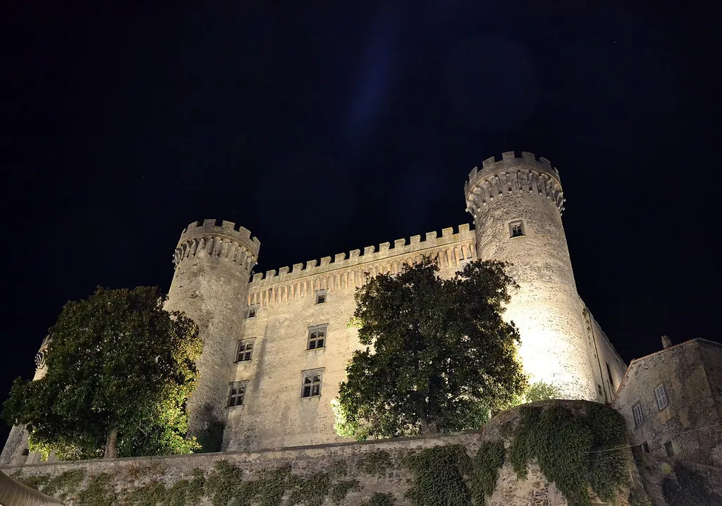 Castello Orsini-Odescalchi in Bracciano – Photo 2 of 8