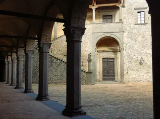 Castello Orsini-Odescalchi in Bracciano – Photo 4 of 8
